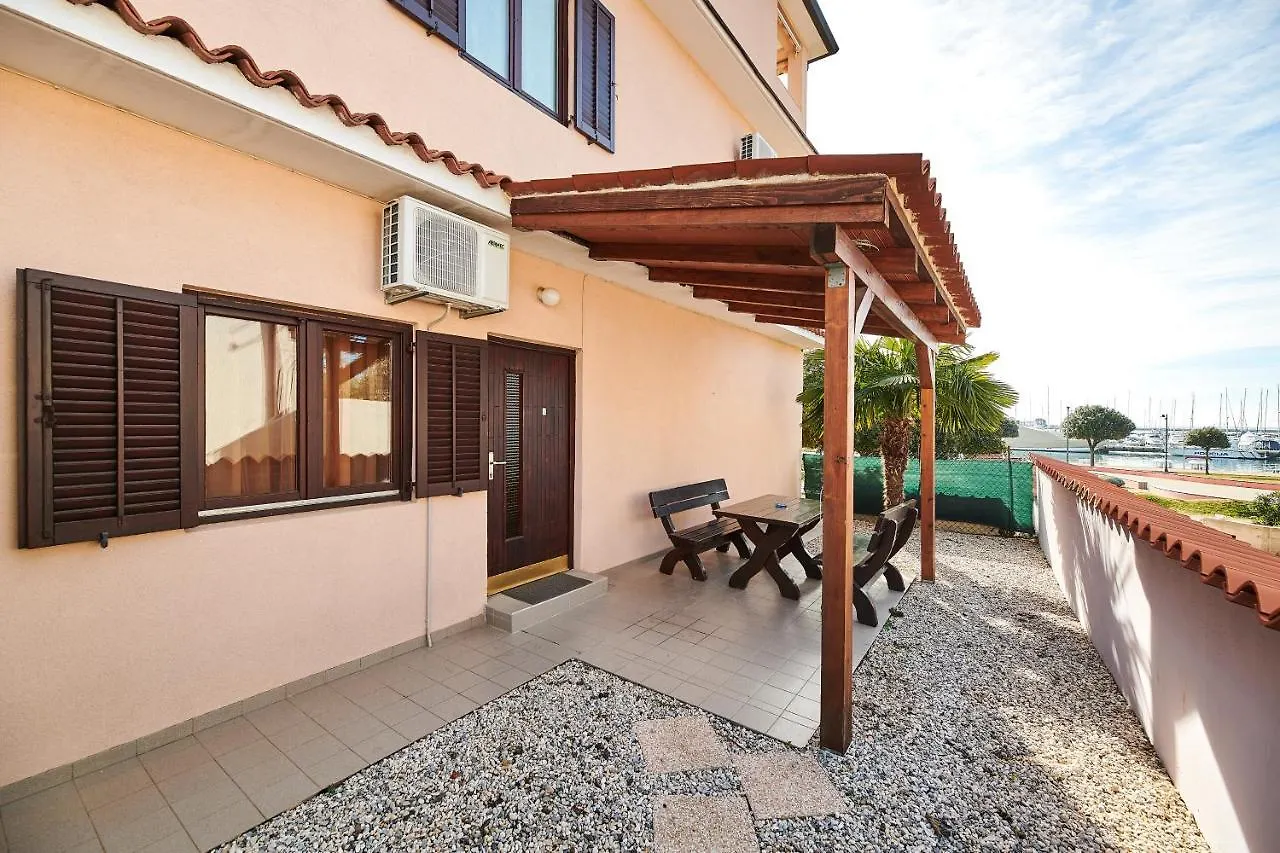 App Miranda Sun Umag